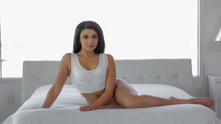 Passionate Tug of War – Jaye Austin - бесплатное порно в 4K FREE-FULL-PORN.COM