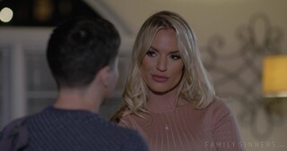 Смотри Tattooed MILF Rachael Cavalli Sucks Cock - бесплатное HD порно на FREE-FULL-PORN.COM