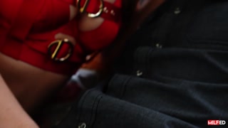 Смотри Athletic MILF Action - бесплатное HD порно на FREE-FULL-PORN.COM