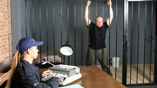 Смотри Doggystyle with Blonde Prisoner - бесплатное HD порно на FREE-FULL-PORN.COM