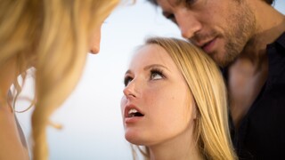 Смотри Getting Wild Outside - бесплатное HD порно на FREE-FULL-PORN.COM