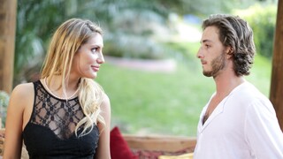 Смотри Big Tits Babe Loves the Outdoors - бесплатное HD порно на FREE-FULL-PORN.COM