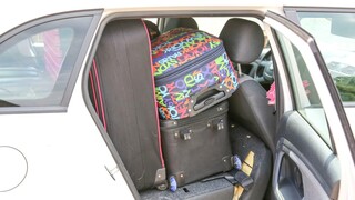 Смотри Fucking Hard in a Limousine - бесплатное HD порно на FREE-FULL-PORN.COM