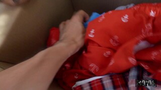 Смотри Tirade of Topless Teen Ass Fingering - бесплатное HD порно на FREE-FULL-PORN.COM