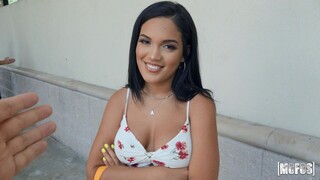 Alina Belle’s Bubble Butt in Missionary Action - бесплатное порно в 4K FREE-FULL-PORN.COM