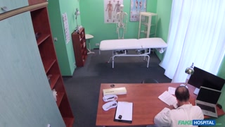 Смотри Russian Girl's Office Sex with Doctor - бесплатное HD порно на FREE-FULL-PORN.COM