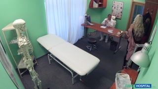 Medical Missionary: Doctor Fucks Blonde - бесплатное порно в 4K FREE-FULL-PORN.COM