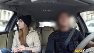 Смотри Uniformed Officer Gives in Missionary Position - бесплатное HD порно на FREE-FULL-PORN.COM