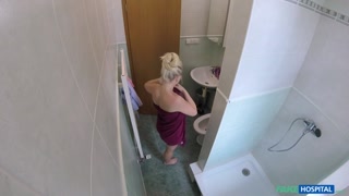 Amateur Teen Fucks with Doctor in Bathroom - бесплатное порно в 4K FREE-FULL-PORN.COM