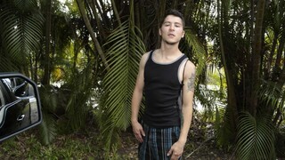 Смотри Hunted by Reagan Foxx - бесплатное HD порно на FREE-FULL-PORN.COM