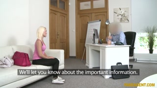 Смотри Blonde gets reverse cowgirl cock - бесплатное HD порно на FREE-FULL-PORN.COM