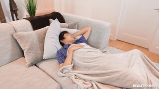 Смотри Roommate Sera Ryder Gets Voyeured - бесплатное HD порно на FREE-FULL-PORN.COM