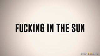 Смотри Fucking in the Bikini - бесплатное HD порно на FREE-FULL-PORN.COM