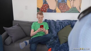 Смотри Short Hair Mom's Big Cock Fucking - бесплатное HD порно на FREE-FULL-PORN.COM