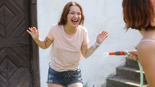 Tattooed Teens in a European Garden - бесплатное порно в 4K FREE-FULL-PORN.COM