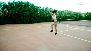 Смотри Bunny Baby blows and fucks older man outdoor - бесплатное HD порно на FREE-FULL-PORN.COM