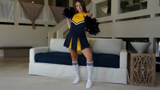 Смотри Natural Tits Cheerleader POV - бесплатное HD порно на FREE-FULL-PORN.COM