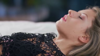 Смотри Rebecca Volpetti: Cum in Mouth and Shaved Pussy - бесплатное HD порно на FREE-FULL-PORN.COM