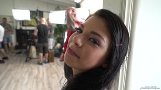 Смотри Behind the Scenes Slobbering Head from Petite Star - бесплатное HD порно на FREE-FULL-PORN.COM