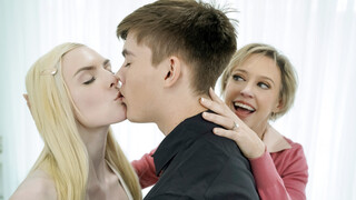 Dee Williams Shows Young Jenna Noellet How to Please a Woman - бесплатное порно в 4K FREE-FULL-PORN.COM