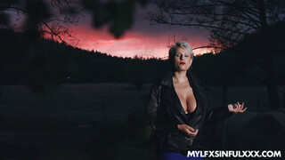 Смотри Fairytale Garden MILF Fuckfest with Jenifer Jane - бесплатное HD порно на FREE-FULL-PORN.COM