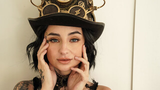 Chris Epic Dominates Steampunk Teen - бесплатное порно в 4K FREE-FULL-PORN.COM