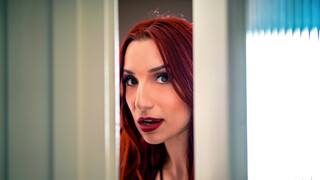 Смотри Hot Redhead April Snow Fucks Step Son In Bra & Panties - бесплатное HD порно на FREE-FULL-PORN.COM