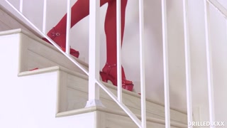 Смотри Khloe Kapri Gets Rimmed Before Hardcore Anal - бесплатное HD порно на FREE-FULL-PORN.COM