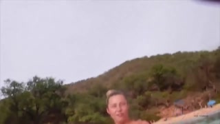Смотри Carolina Sweets Gets Wet and Wild at the Beach - бесплатное HD порно на FREE-FULL-PORN.COM