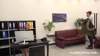 Смотри Naughty assistant gets tested by Nikky Dream - cumshot fun - бесплатное HD порно на FREE-FULL-PORN.COM