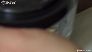 Смотри Hot Pierced Girl Gives Messy Handjob in Lingerie - бесплатное HD порно на FREE-FULL-PORN.COM