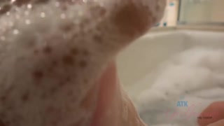 Смотри POV Fuck & Creampie with Brunette Marley Matthews - бесплатное HD порно на FREE-FULL-PORN.COM