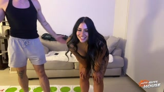 Смотри Brown Eyes, Big Booties: A Cumshot Challenge - бесплатное HD порно на FREE-FULL-PORN.COM