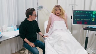 Смотри Sexy Medical Encounter - бесплатное HD порно на FREE-FULL-PORN.COM