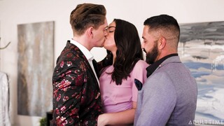 Смотри Shaved and Ready: A Cum Glutton's Paradise - бесплатное HD порно на FREE-FULL-PORN.COM