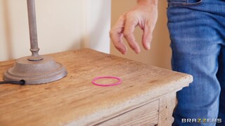 Смотри Spanking My Blonde Bestie - бесплатное HD порно на FREE-FULL-PORN.COM