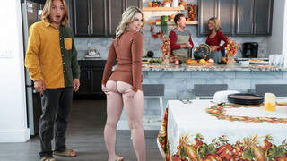 Смотри Swapbros: Brunette and Blonde Turkey Fun - бесплатное HD порно на FREE-FULL-PORN.COM
