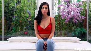 Смотри Mila Performs Doggystyle - бесплатное HD порно на FREE-FULL-PORN.COM