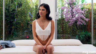 Смотри Mila Plays with Her Pussy - бесплатное HD порно на FREE-FULL-PORN.COM