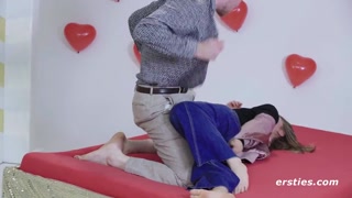 Kissing and Fingering: First Sex Episode 3 - бесплатное порно в 4K FREE-FULL-PORN.COM