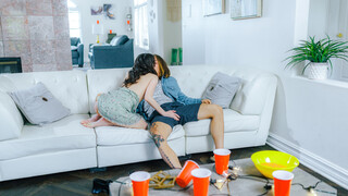 Смотри Lana's Orgasm with Stepbro - бесплатное HD порно на FREE-FULL-PORN.COM