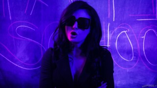 Смотри Three's a Crowd in the Backseat - бесплатное HD порно на FREE-FULL-PORN.COM