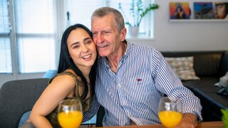 Смотри The Kiss and Cumshot - бесплатное HD порно на FREE-FULL-PORN.COM