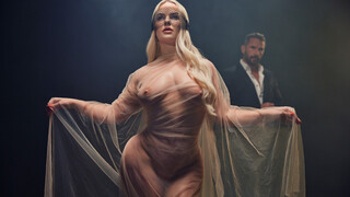 Смотри Blonde Girl Riding - бесплатное HD порно на FREE-FULL-PORN.COM