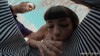 Смотри Picnic Porn with Natural Tits and Big Cock - бесплатное HD порно на FREE-FULL-PORN.COM
