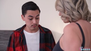 Смотри POV Fucking with Shaved Stepmom - бесплатное HD порно на FREE-FULL-PORN.COM