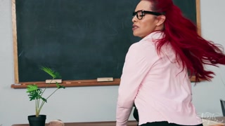 Смотри Interracial Fuck in the Teacher's Office - бесплатное HD порно на FREE-FULL-PORN.COM
