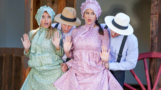 Смотри Big Ass Amish Girl Gets Fucked - бесплатное HD порно на FREE-FULL-PORN.COM