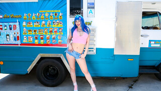 Смотри Cream Time with Jewelz Blu - бесплатное HD порно на FREE-FULL-PORN.COM