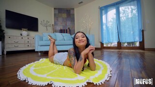 Смотри Amateur Girl with Short Hair - бесплатное HD порно на FREE-FULL-PORN.COM
